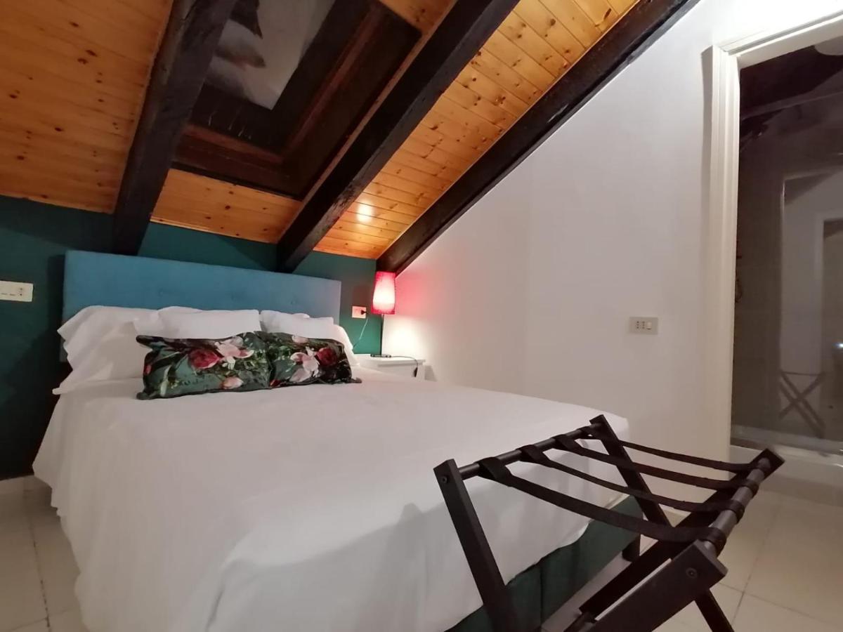 Apartmán Mercanti Attic Version Milán Exteriér fotografie